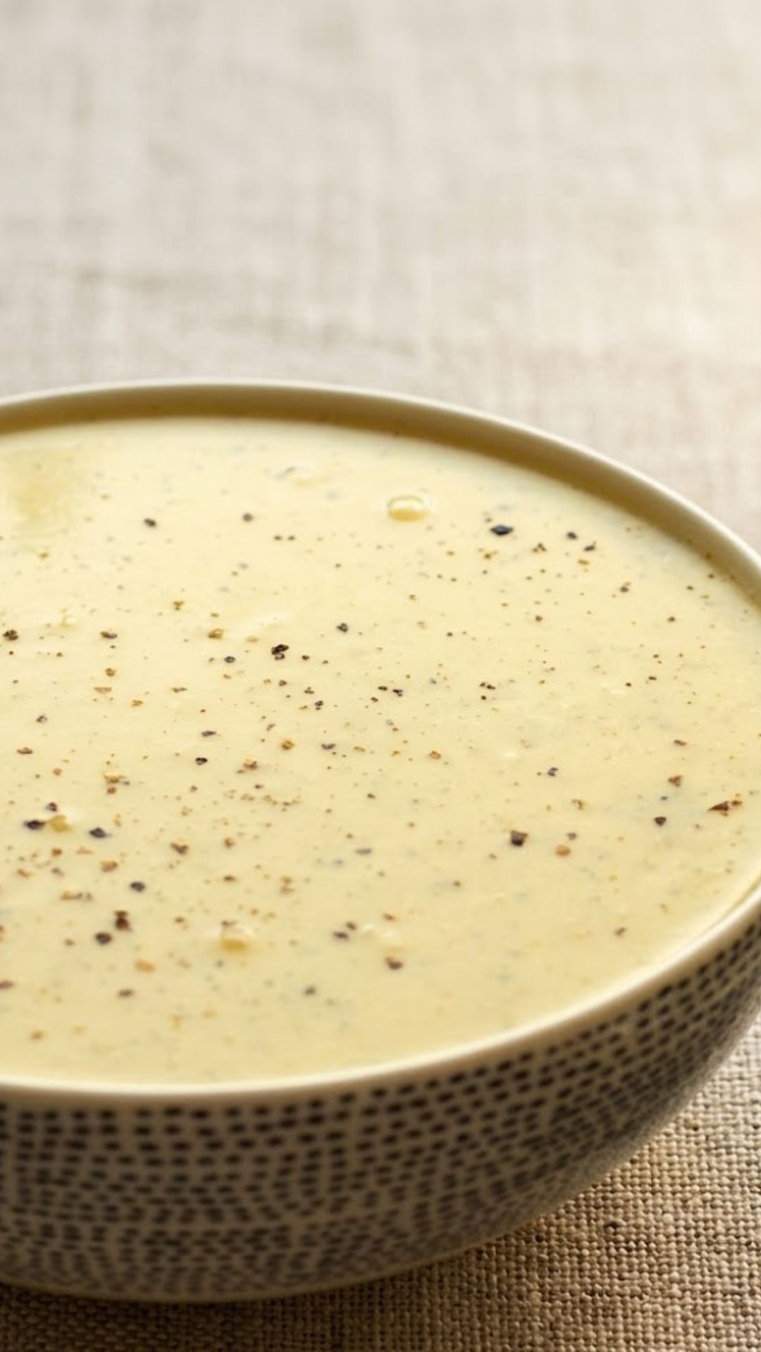 Slow Cooker Broccoli And Stilton Soup