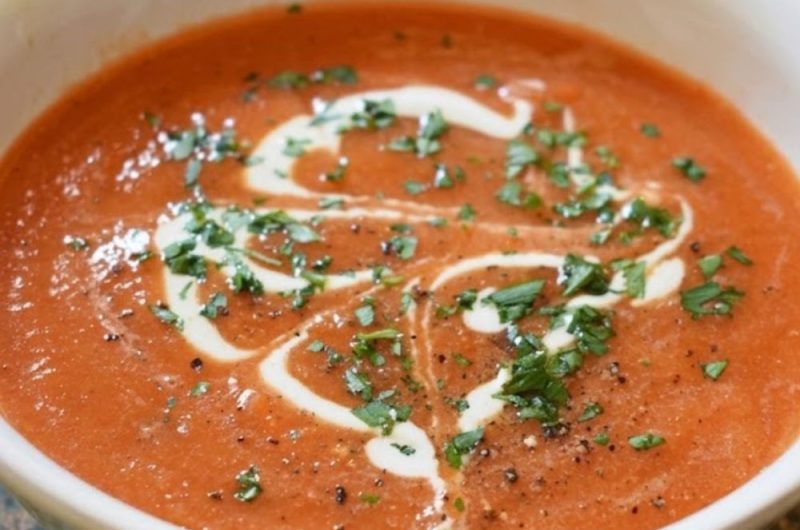 Slow Cooker Tomato Soup With Fresh Tomatoes