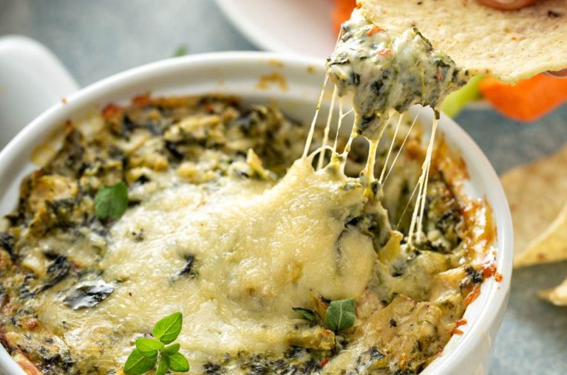 Slow Cooker Artichoke And Spinach Dip
