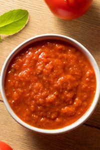 Slow Cooker Tomato Pasta Sauce - Easy Peasy Slow Cook