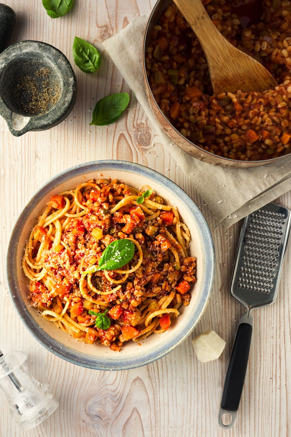 Slow Cooker Spaghetti Bolognese Using Dolmio Easy Peasy Slow Cook