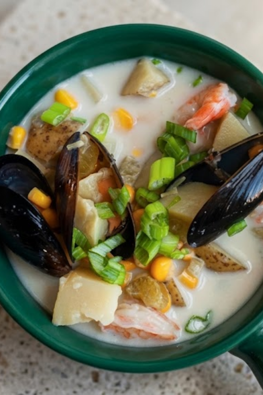 Slow Cooker Seafood Chowder