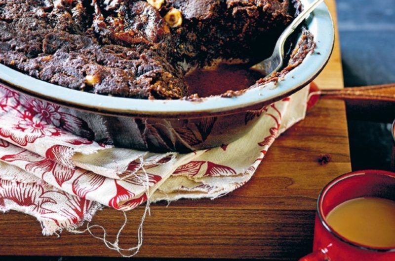 Chocolate Self Saucing Pudding In Slow Cooker