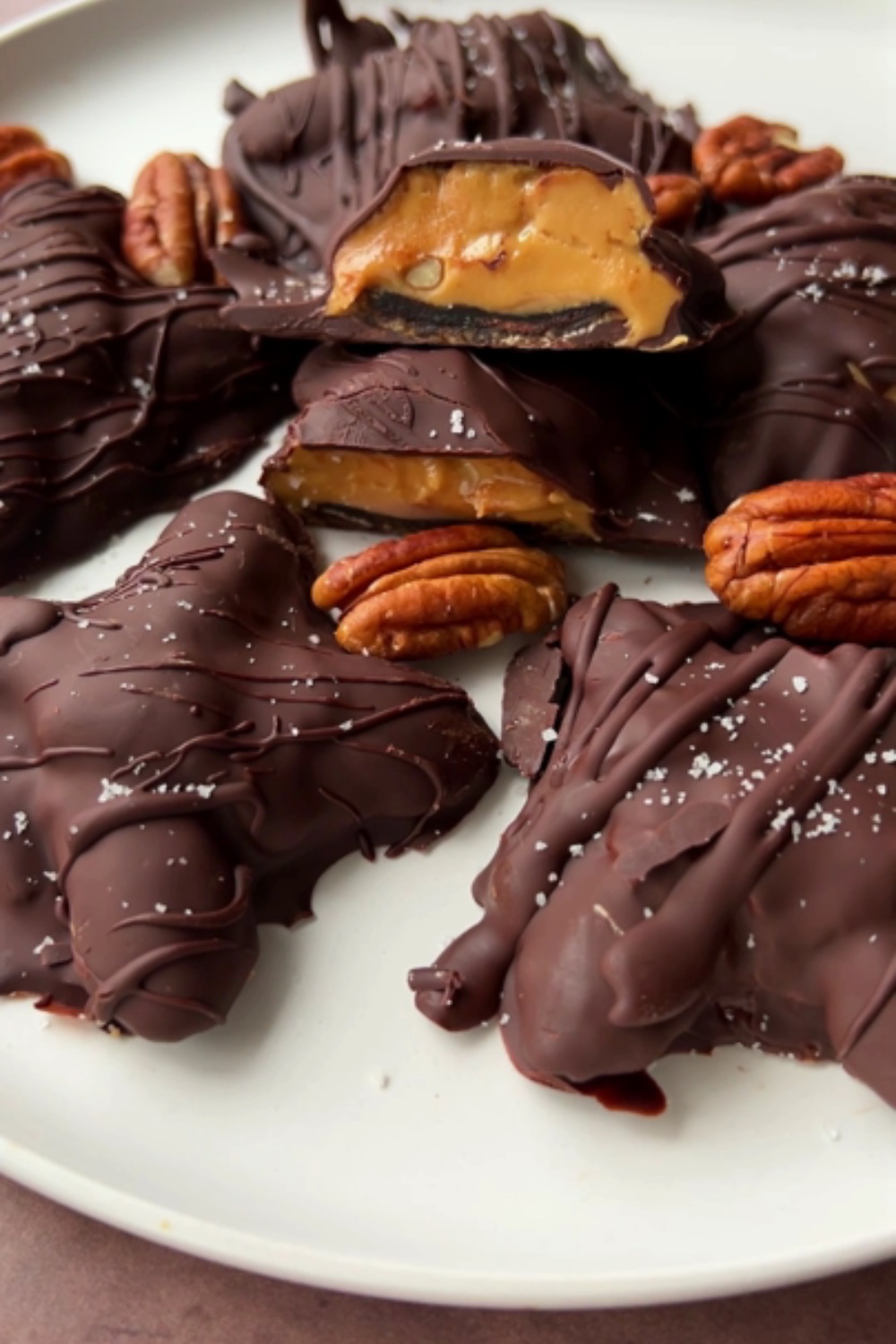 Slow Cooker Chocolate Turtles