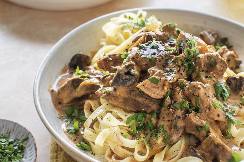 Bored of Lunch Slow Cooker Beef Stroganoff