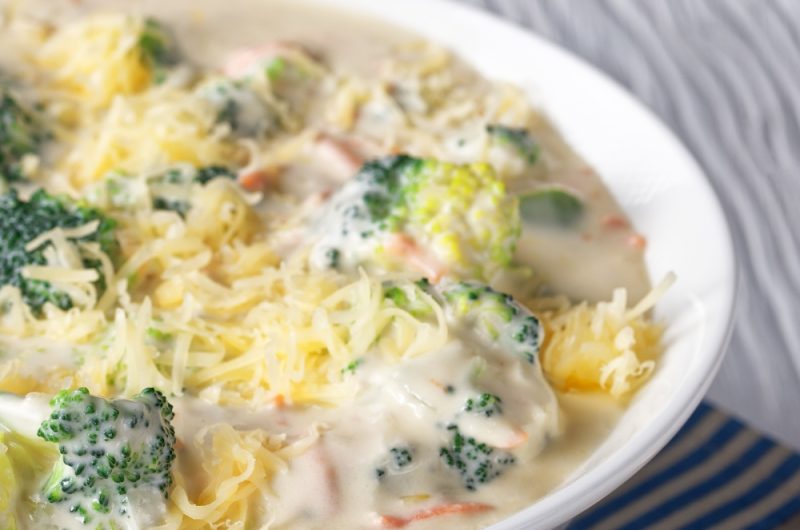 4 Ingredients Slow Cooker Broccoli Cheese Soup