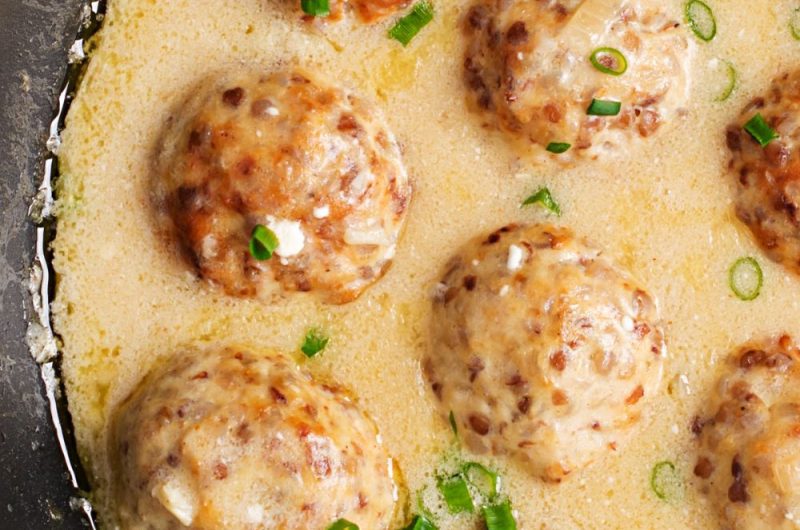 3 Ingredients Crockpot Swedish Meatballs