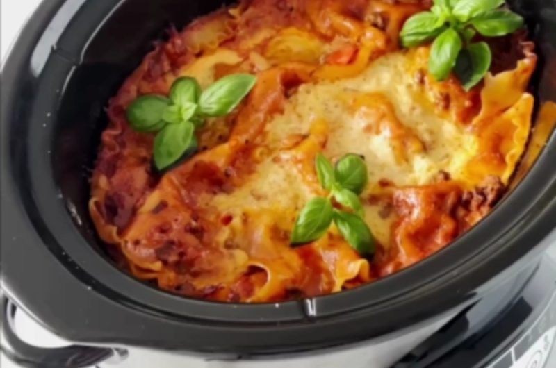 5 Ingredient Slow Cooker Lasagna