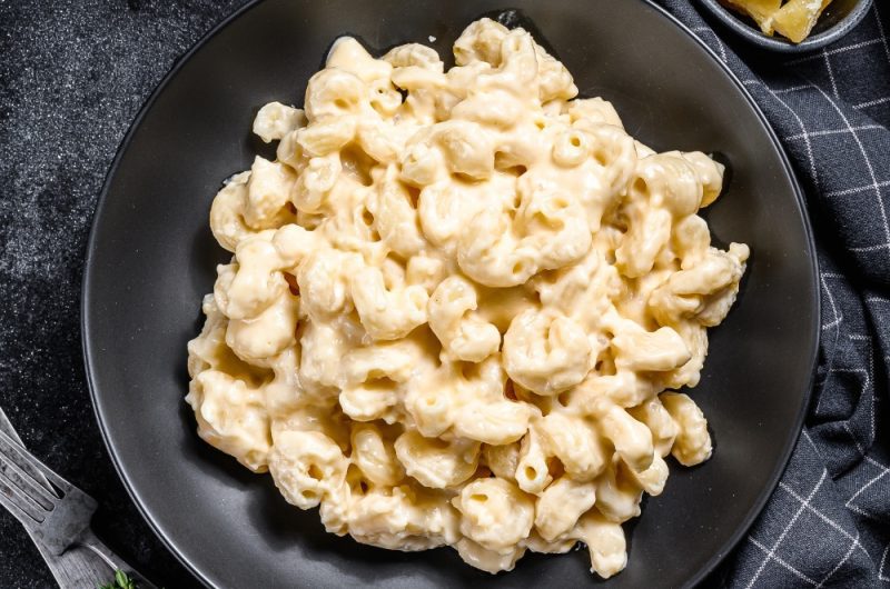 5 Ingredient Slow Cooker Mac and Cheese