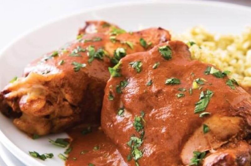 Easy Slow Cooker Mole Chicken Thighs