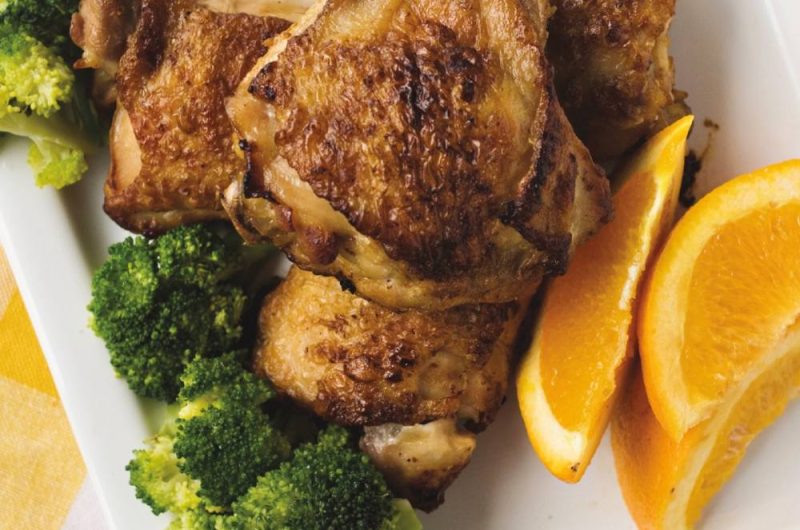 Slow Cooker Chicken Thighs and Broccoli