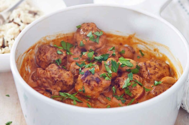 Slow Cooker Meatball Stroganoff