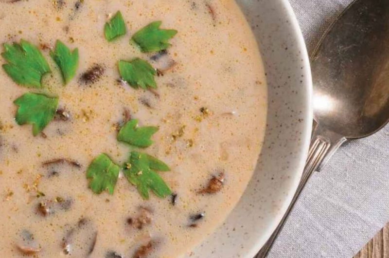 Slow Cooker Easy Cream of Mushroom Soup