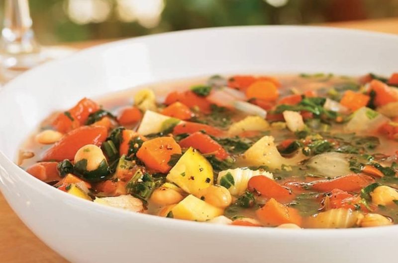 Slow Cooker Mighty Minestrone