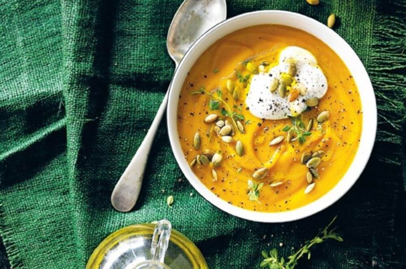 Slow Cooker Pumpkin and Red Lentil Soup