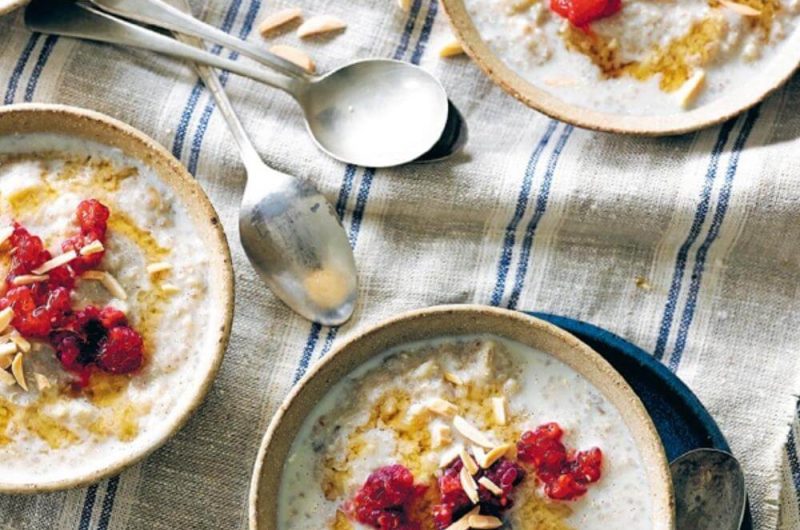 Slow Cooker Quinoa and Chia Porridge