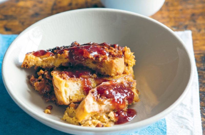 Slow Cooker Bread, Peanut Butter, And Jam Pudding