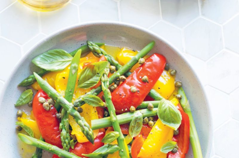 Slow Cooker Capsicum And Asparagus Salad With Caper Dressing