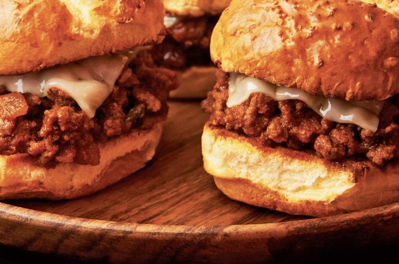 Slow Cooker Extra Sloppy Sloppy Joes