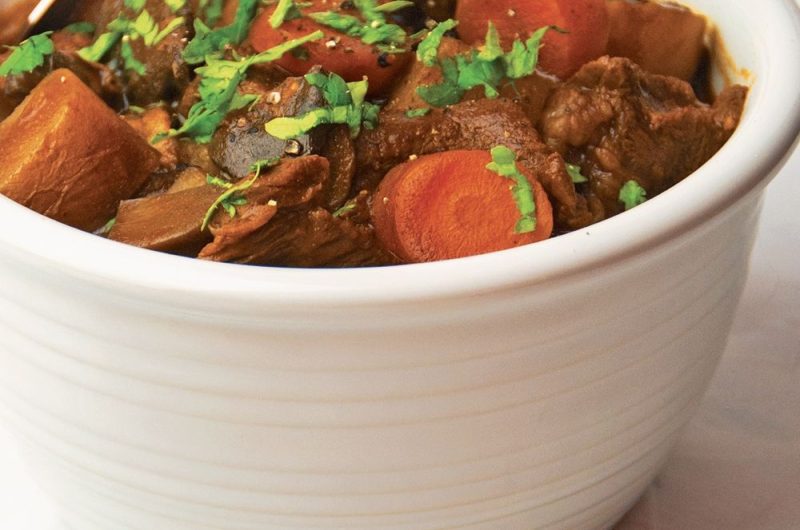 Slow Cooker Hungarian Goulash