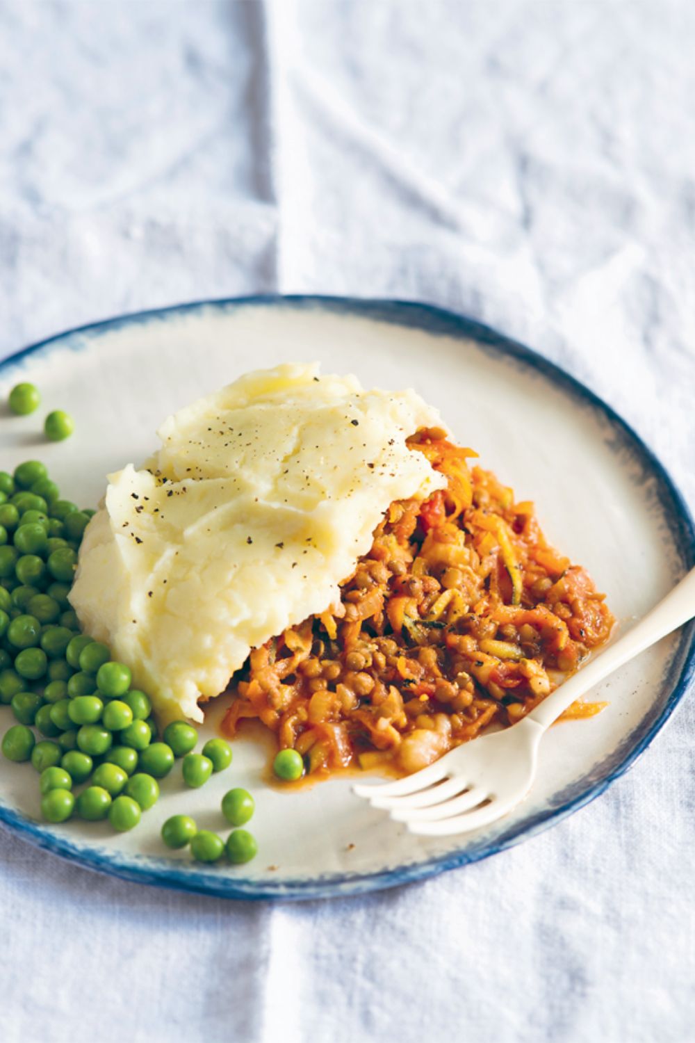 Slow Cooker Lentil And Vegetable ‘Cottage Pie’