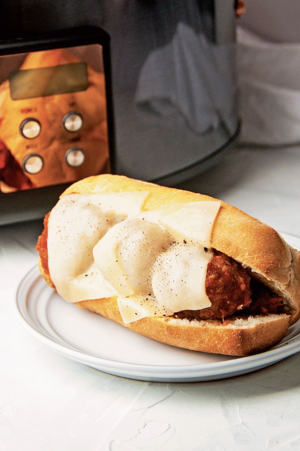 Slow Cooker Meatball Marinara Submarine Sandwiches