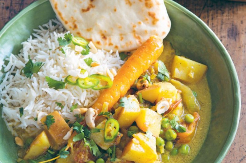 Slow Cooker Mild Southern Indian Vegetable Curry