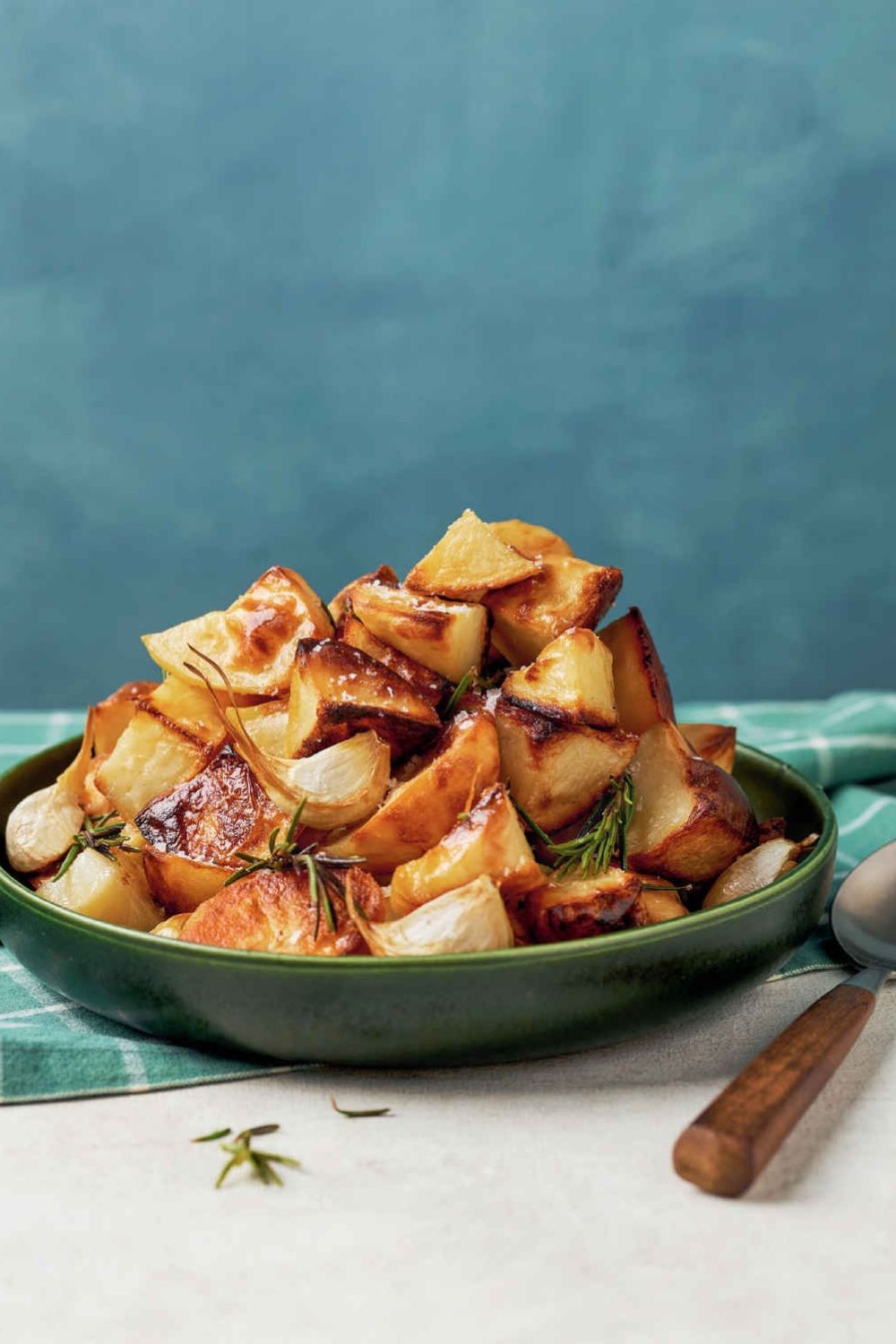 Slow Cooker Rosemary Roast Potatoes