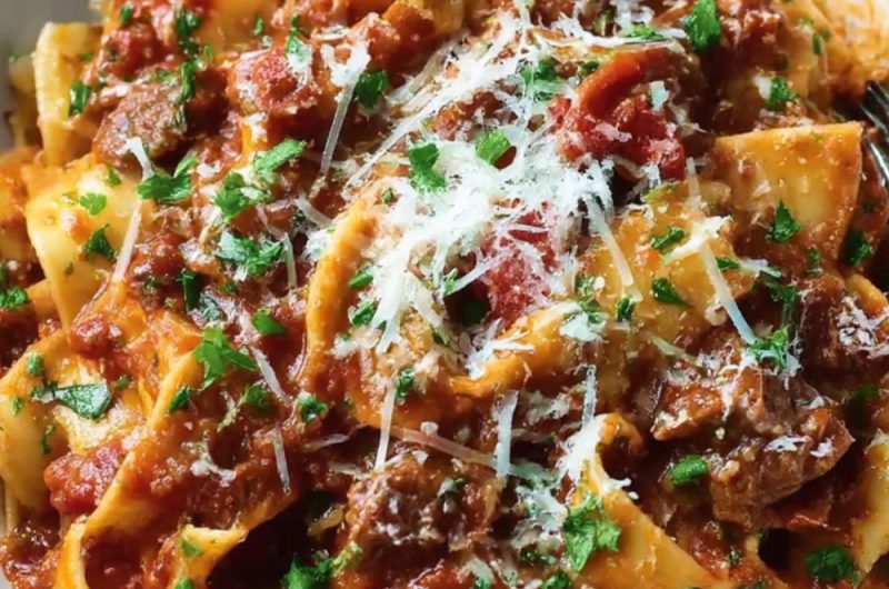 Pappardelle With Slow-cooker Beef Ragù