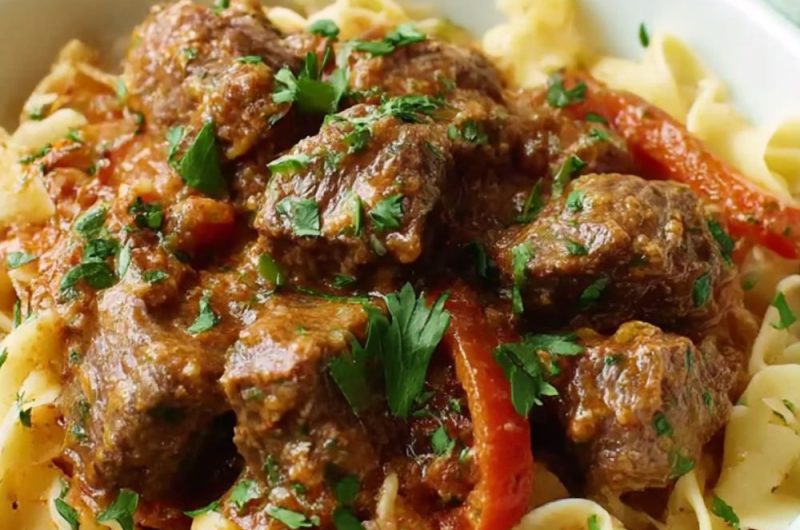 Slow Cooker Beef Paprikash Recipe