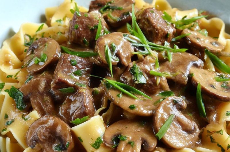 Slow Cooker Beef Stroganoff Recipe